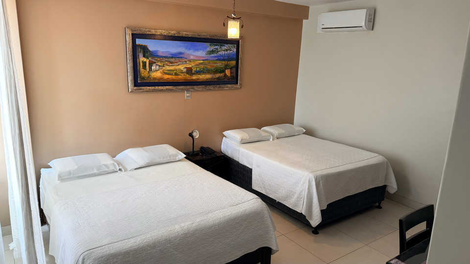 Family Room with one 2.5-plaza bed and one 2-plaza bed for 3 guests
